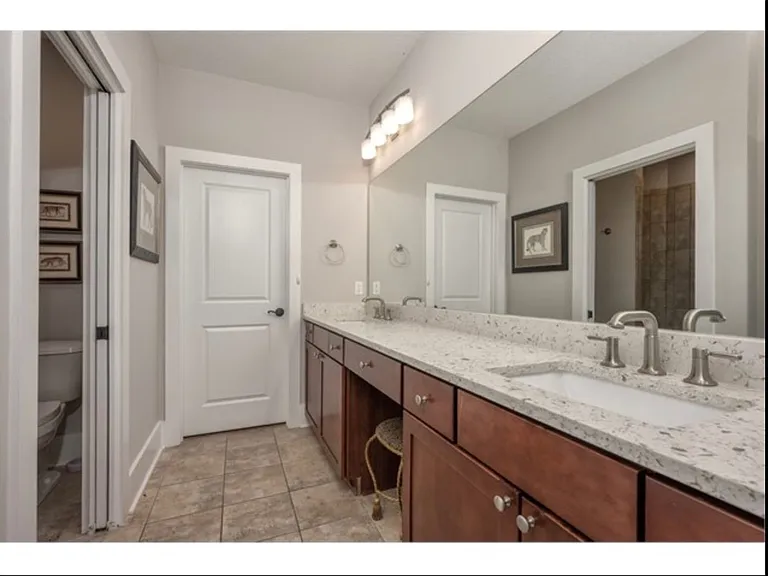 109 Edgewood Ct — Photo 11