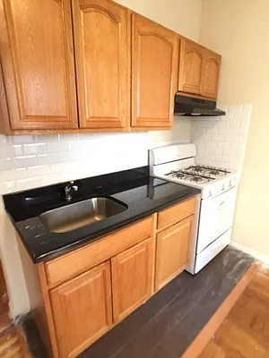 Rented by Bohemia Realty Group | media 11