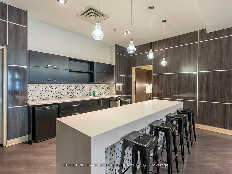 95 N Park Rd #Penthouse 6 — Photo 37