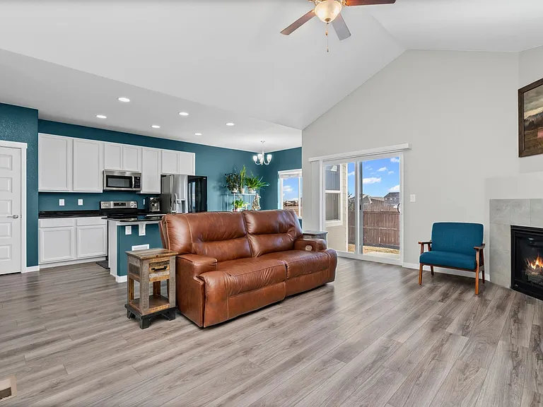 965 Mount Andrew Dr — Photo 8