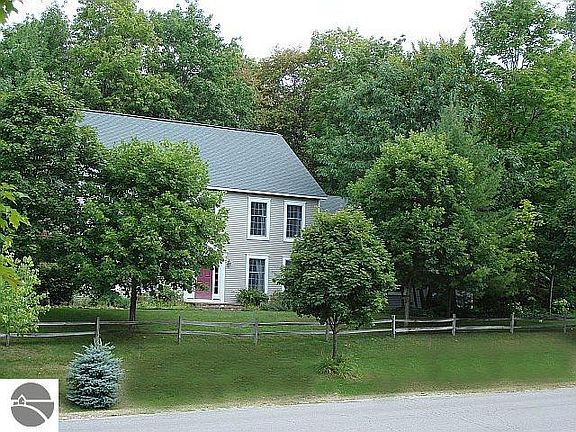 3rd image of 2119 Harbor Reach Dr