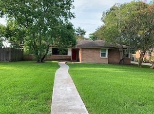 5262 Willowbend Blvd, Houston, TX 77096