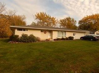 9 Johnson St, Fredonia, NY 14063