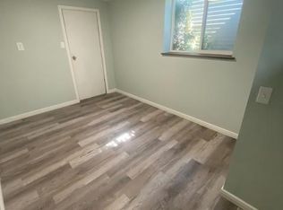 2525 E Downington Ave #B, Salt Lake City, UT 84108