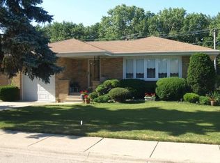 8635 W Brodman Ave, Chicago, IL