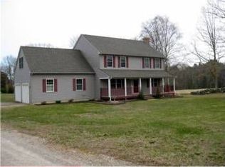 2 Teft Ct, Hope Valley, RI 02832