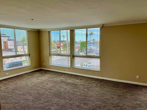 5th image of 3939 Illinois St APT 3G