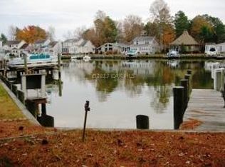 2 Beach Ct, Ocean Pines, MD 21811