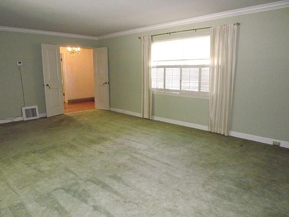 4th image of 1015 Elmwood Ave