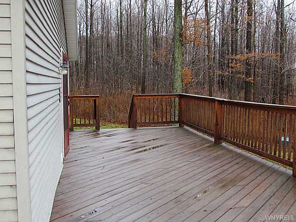 4th image of 3030 Steffenhagen Rd