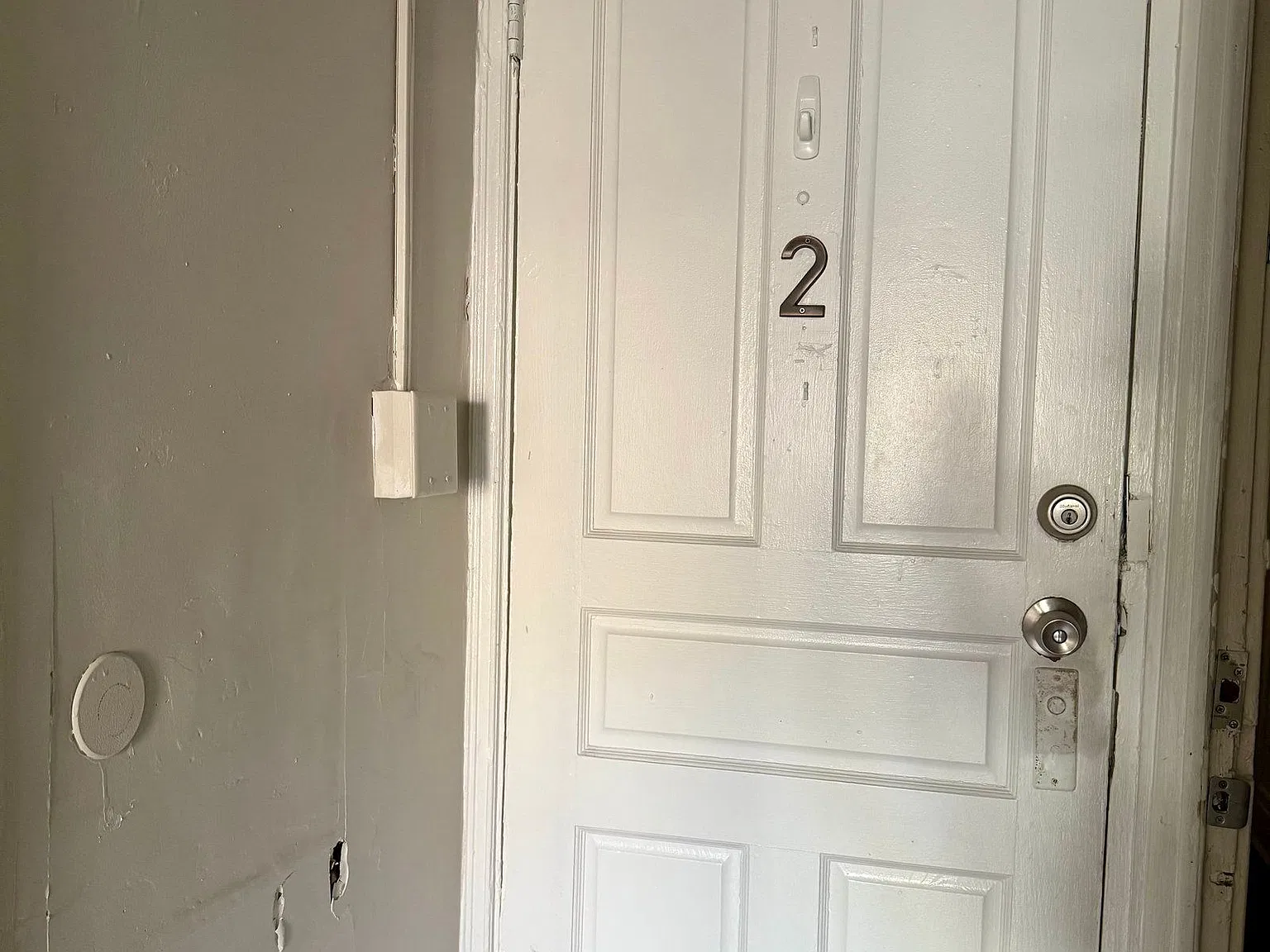 2 bed, 1.0 bath, 700 sqft, $1,100 — Photo 2