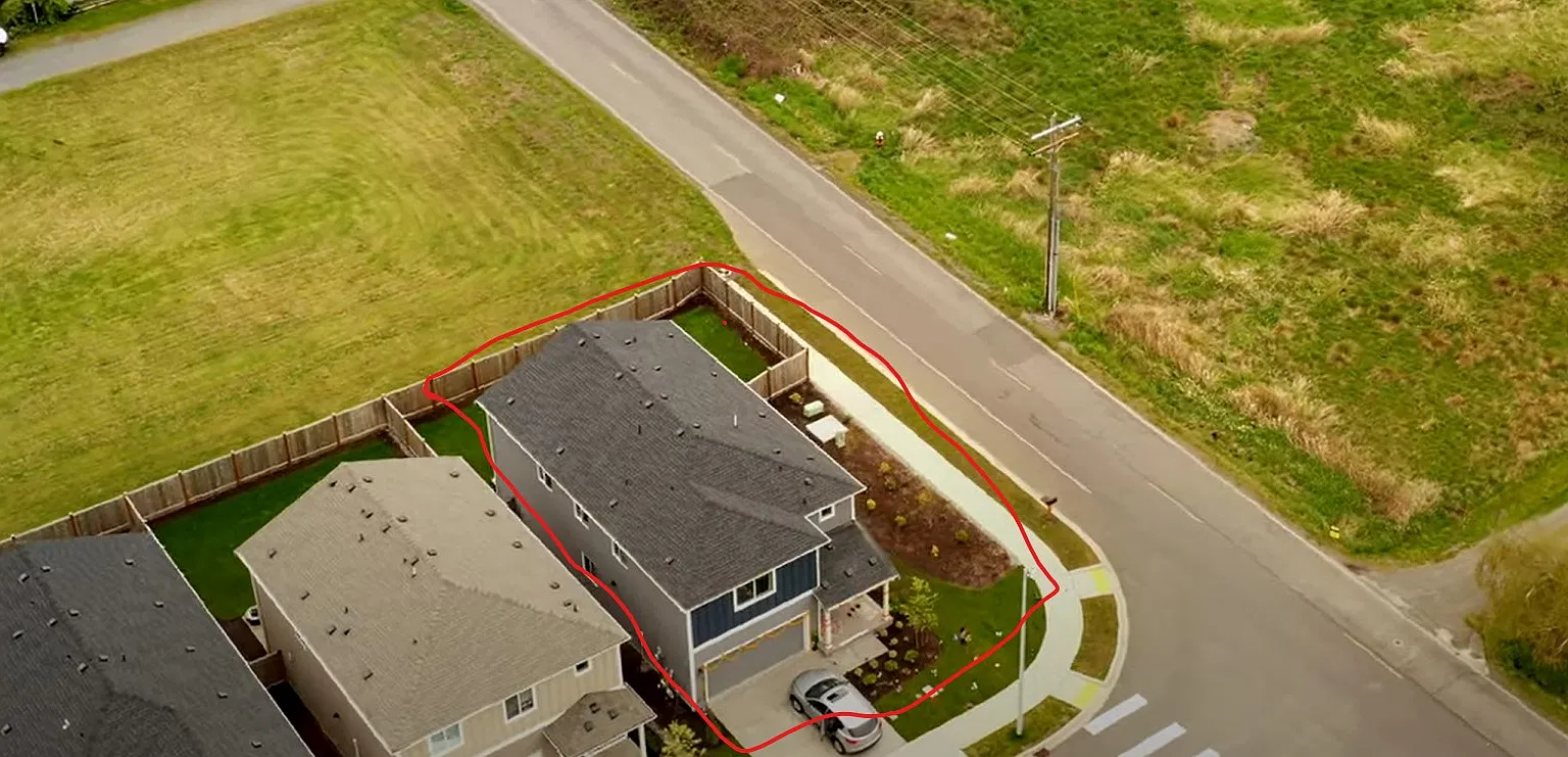 5 bed, 2660 sqft, $2,900 — Photo 3