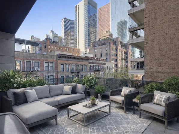 249 E 50th St APT 7A, New York, NY 10022