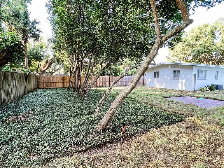1300 Bennett Rd — Photo 30
