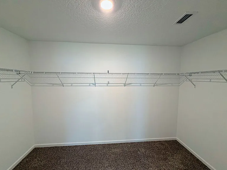 462 Ardila Cir — Photo 8