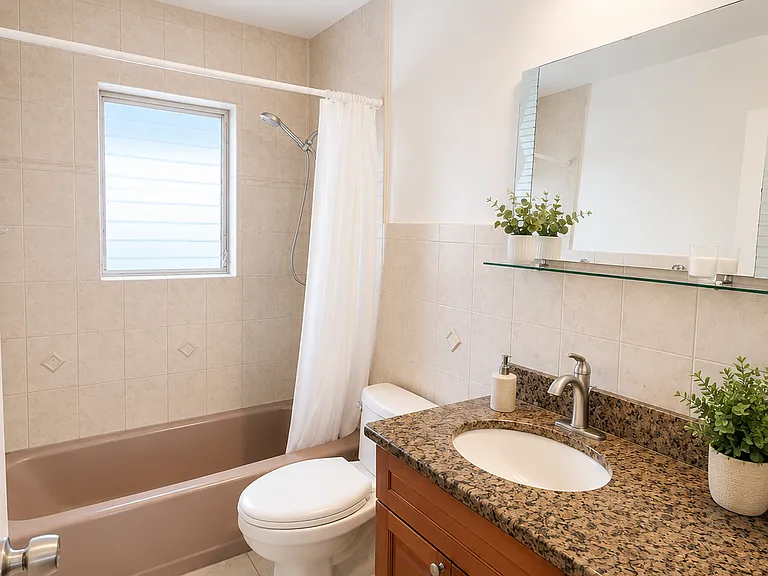 2200 Diana Dr #410 — Photo 8