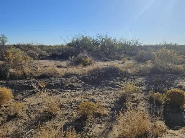 Apache Rd SW, Deming, NM 88030