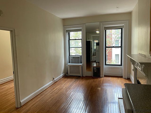 1st image of 112 E 61st St #3