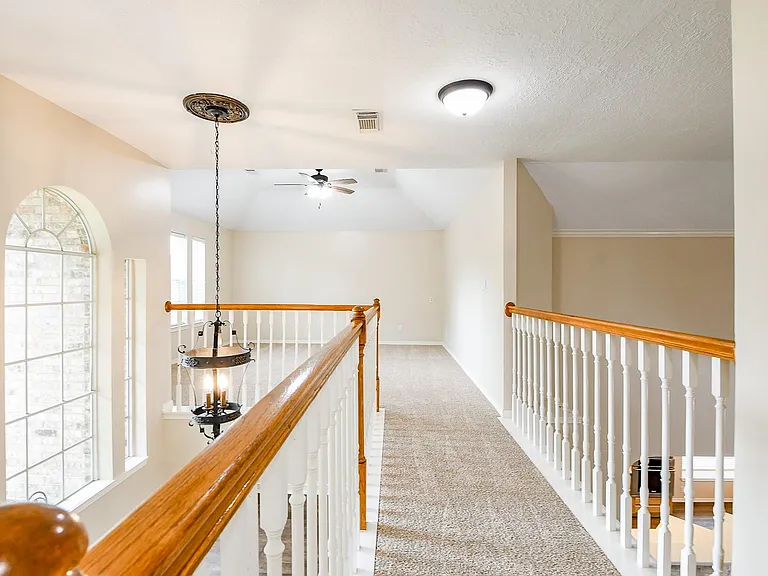 241 Blue Hill Dr — Photo 24