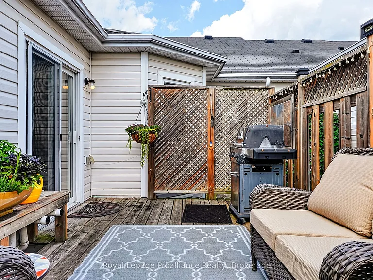 835 Charles Wilson Pkwy — Photo 13
