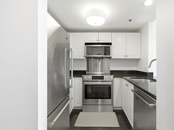 4th image of 8-12 Museum Way Unit 2403