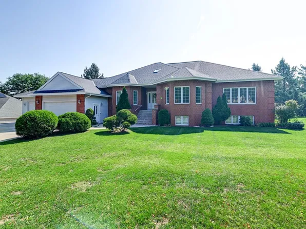 7417 Welton Dr, Madison, WI 53719