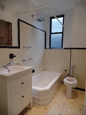 Rented by Matthew Gros-Werter, LREB  | media 8