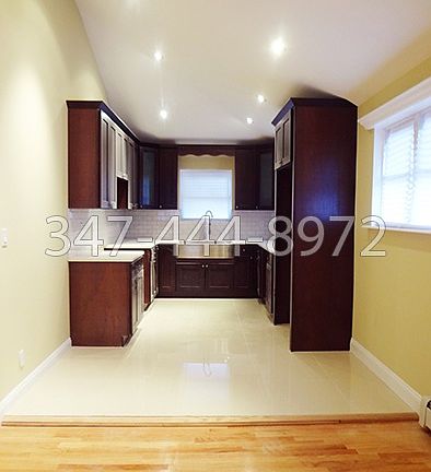 4th image of 4385 Wickham Ave
