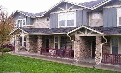 2nd image of 635 S Norfolk Way