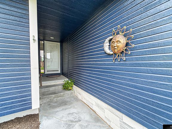 4th image of 2609 Aberdeen Dr
