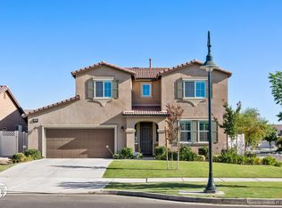 14711 Huckleberry Dr, Bakersfield, CA 93314