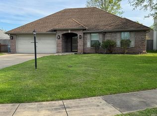 3909 Needle Leaf Point, Evansville, IN 47715