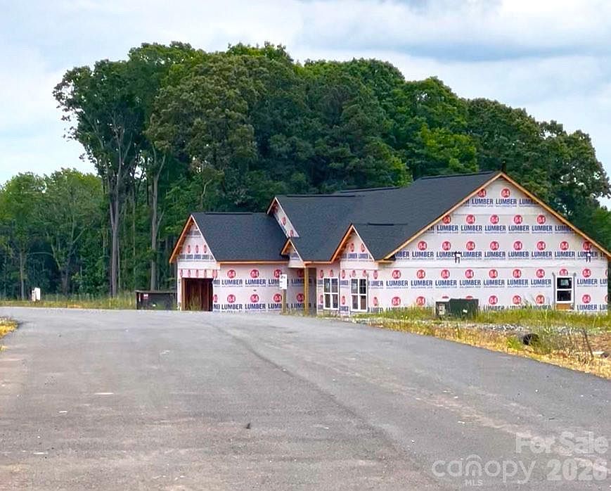 1st image of 130 Windstone Crossing Trl #5