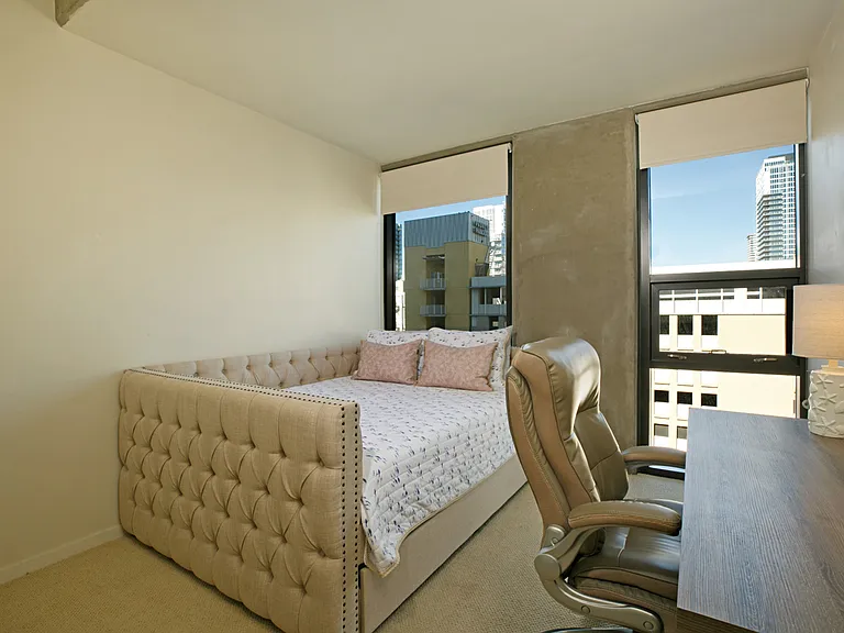 350 11th Ave #931 — Photo 14