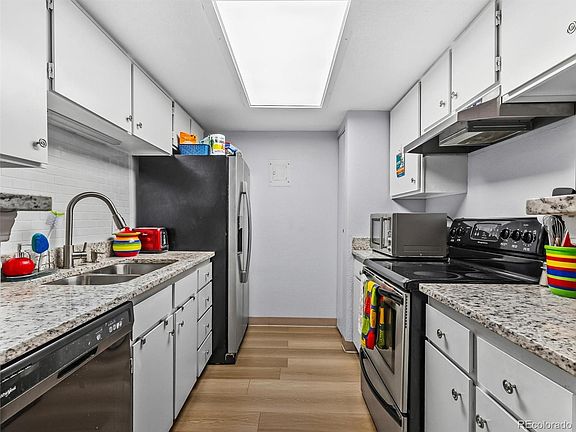 3rd image of 4400 S Quebec Street Bldg B #107