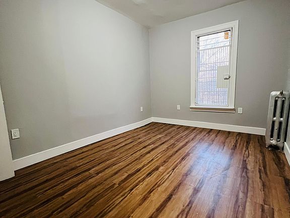 5th image of 583 E 167th St APT 2B