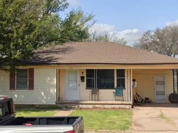 109 S Lincoln St, Hobart, OK 73651