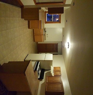 2nd image of 3319 W Saint Paul Ave
