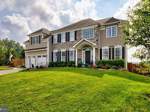 4th image of 307 Fawn Ln