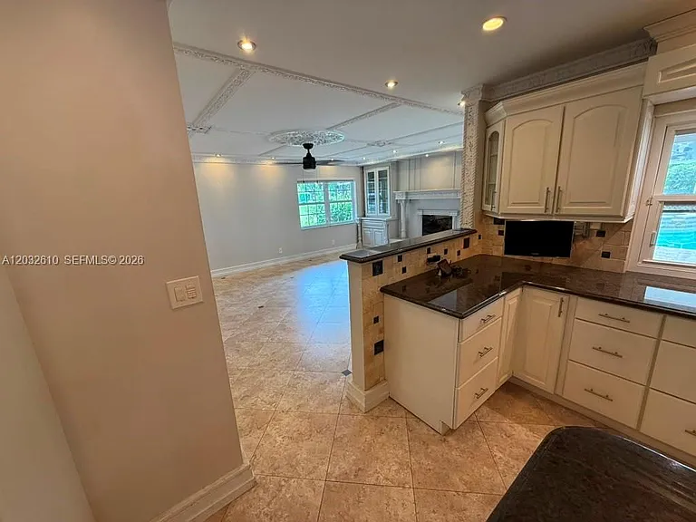 17501 SW 54th St — Photo 35