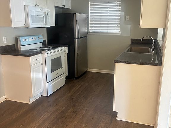 4th image of 2772 Westbrook Ct