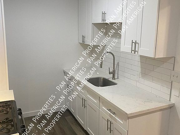 2nd image of 1423 W Lingan Ln #2