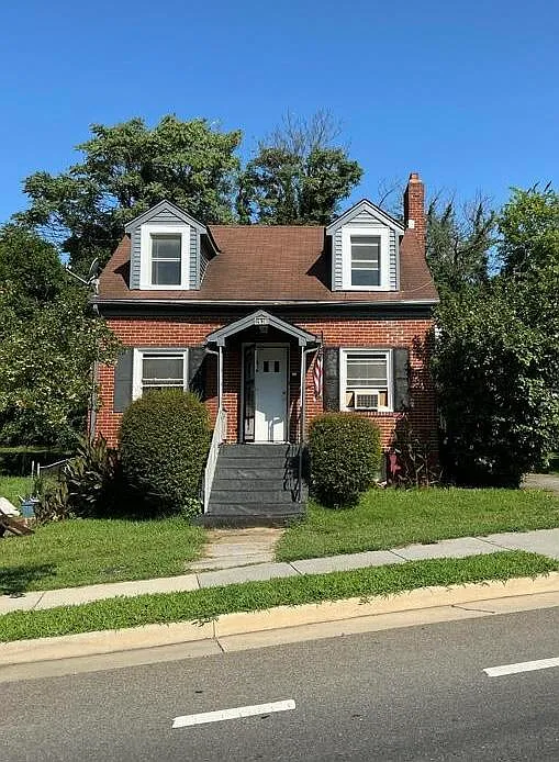 1836 10th St NW photo 1