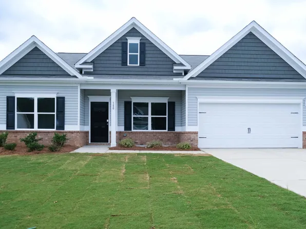 180 Smith Farms Dr, Lillington, NC 27546