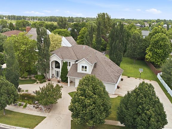 2nd image of 4825 Meadow Creek Dr S
