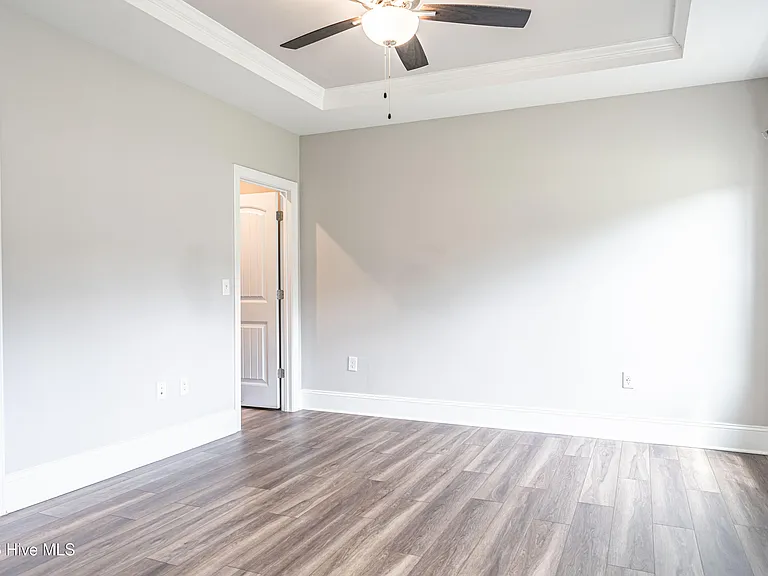 315 Mashie Ct — Photo 22