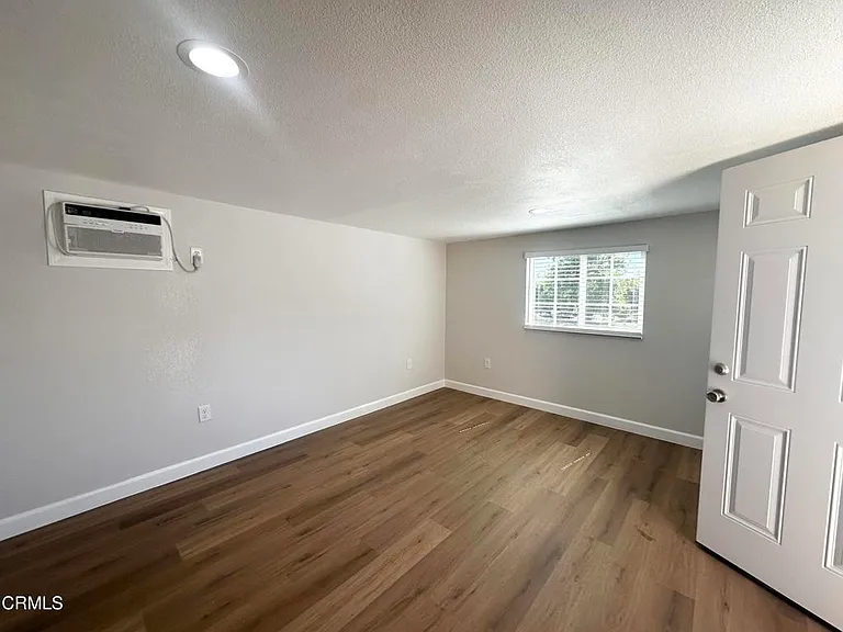 2263 E Los Angeles Ave #STUDIO — Photo 2