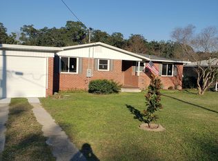 3140 Bayou Dr, Pensacola, FL 32505