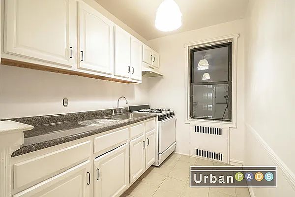 1st image of 45 Tehama St APT 1F