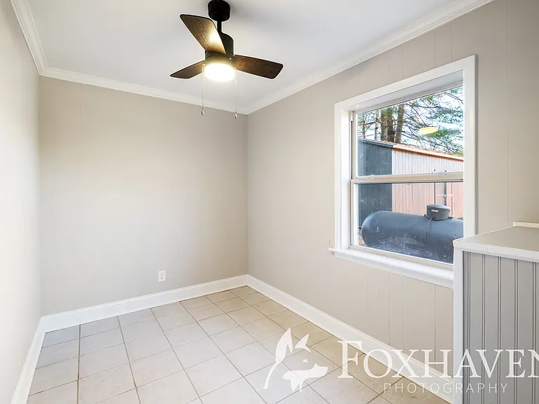 1137 E Keswick Rd — Photo 7